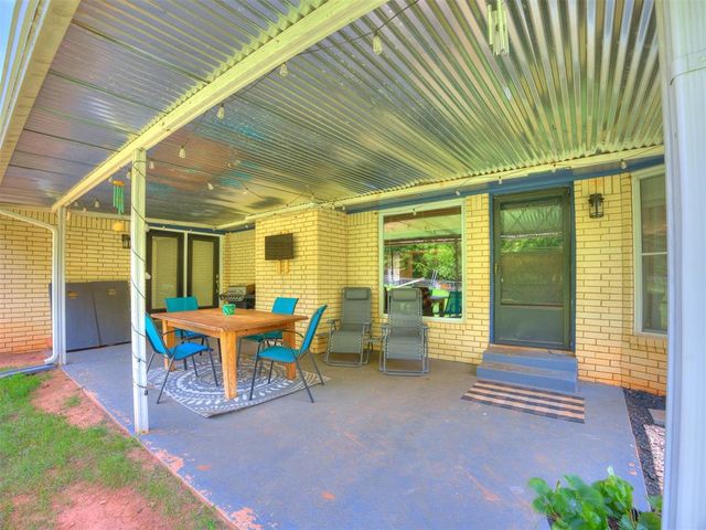 400 Ridgewood Drive, Tuttle, OK 73089