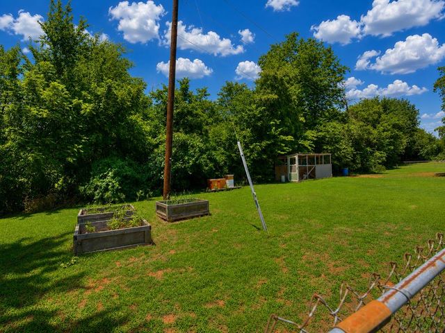 400 Ridgewood Drive, Tuttle, OK 73089