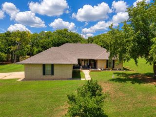 400 Ridgewood Drive, Tuttle, OK 73089