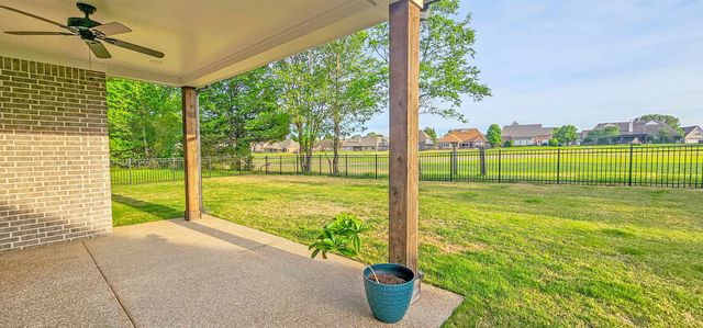 230 LINKS VIEW DR, Oakland, TN 38060