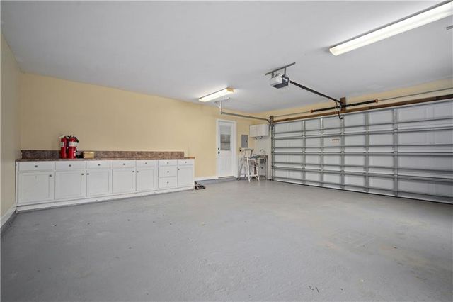 2277 Chapel Hill Drive, Mobile, AL 36695