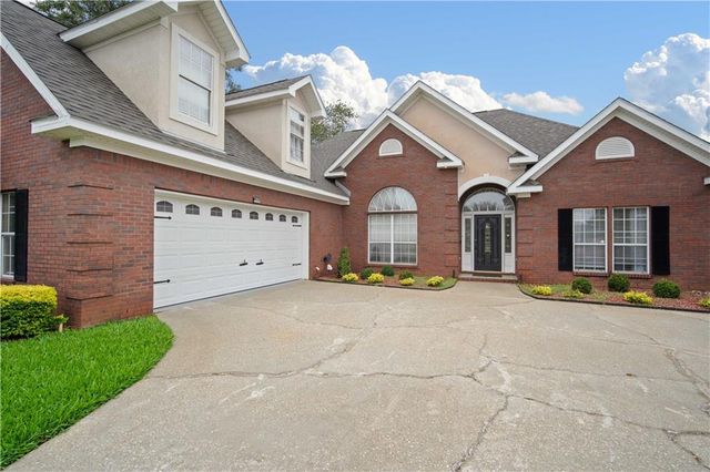 2277 Chapel Hill Drive, Mobile, AL 36695
