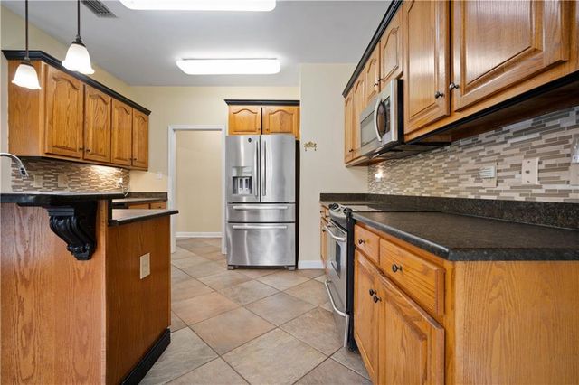 2277 Chapel Hill Drive, Mobile, AL 36695