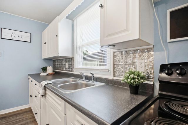 2666 Elmore Drive 2666 Elmore Drive, Springfield, OH 45505