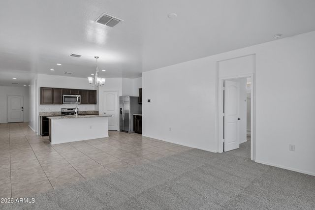 5246 E Iridium Way, San Tan Valley, AZ 85143