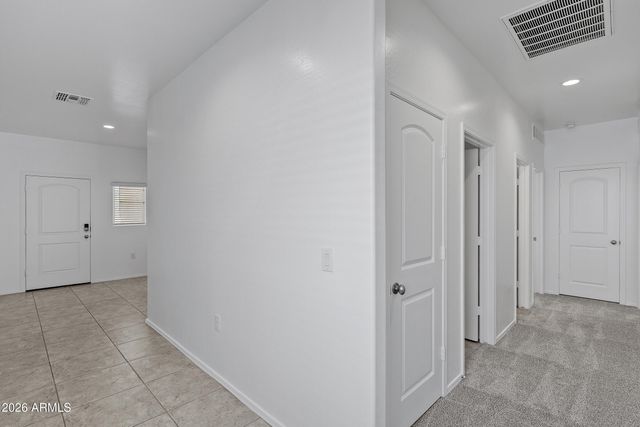5246 E Iridium Way, San Tan Valley, AZ 85143
