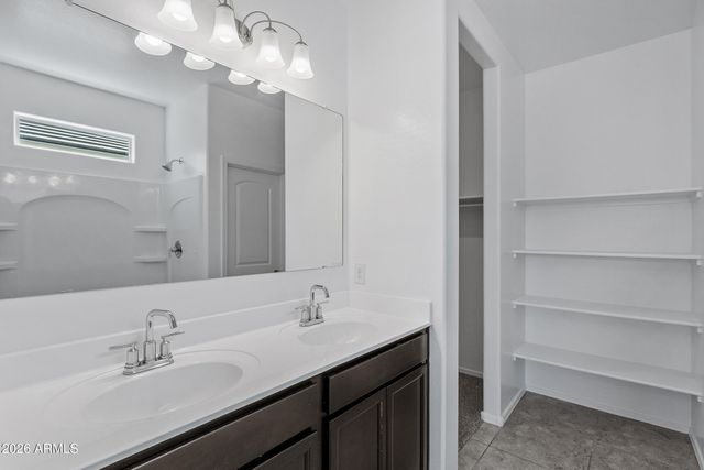 5246 E Iridium Way, San Tan Valley, AZ 85143