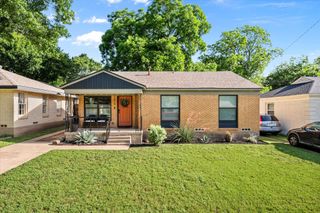 2619 Burlington Boulevard, Dallas, TX 75211