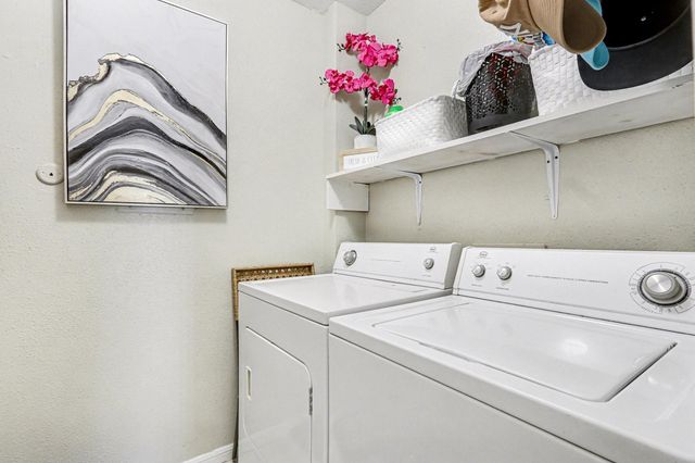 3506 Cove View Boulevard 408, Galveston, TX 77554