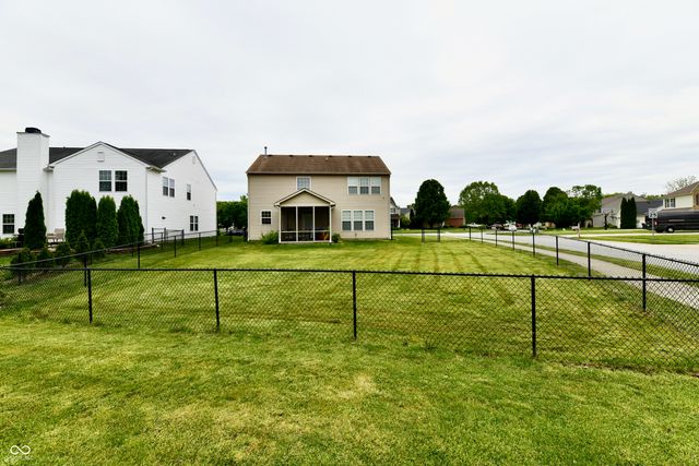 5862 Columbia Circle, Greenwood, IN 46142