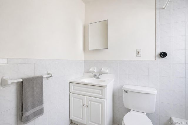 941 Crescent Street, Brooklyn, NY 11208