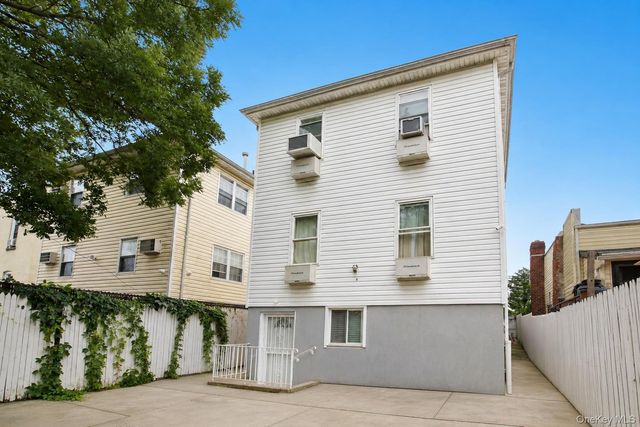 941 Crescent Street, Brooklyn, NY 11208