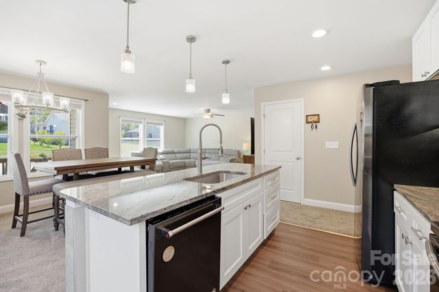 9 Half Moon Drive, Swannanoa, NC 28778