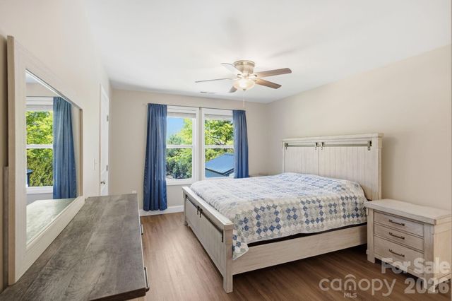 9 Half Moon Drive, Swannanoa, NC 28778