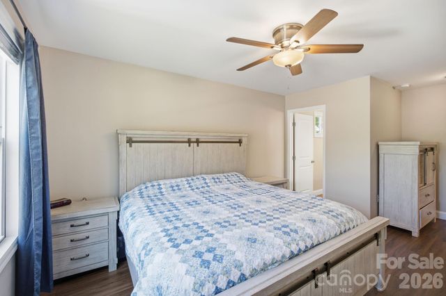 9 Half Moon Drive, Swannanoa, NC 28778