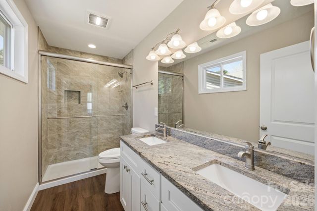 9 Half Moon Drive, Swannanoa, NC 28778