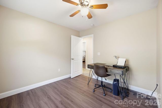 9 Half Moon Drive, Swannanoa, NC 28778