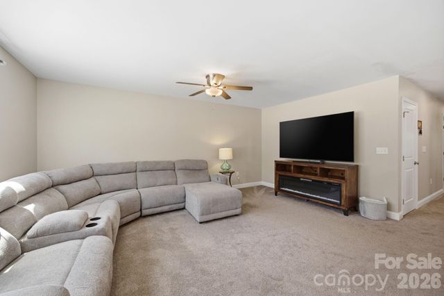 9 Half Moon Drive, Swannanoa, NC 28778