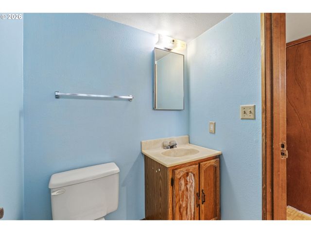 2809 NICHOLS Blvd, Longview, WA 98632
