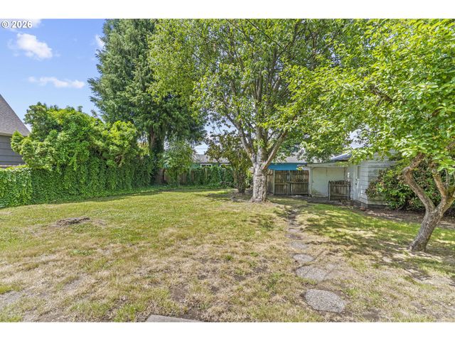 2809 NICHOLS Blvd, Longview, WA 98632