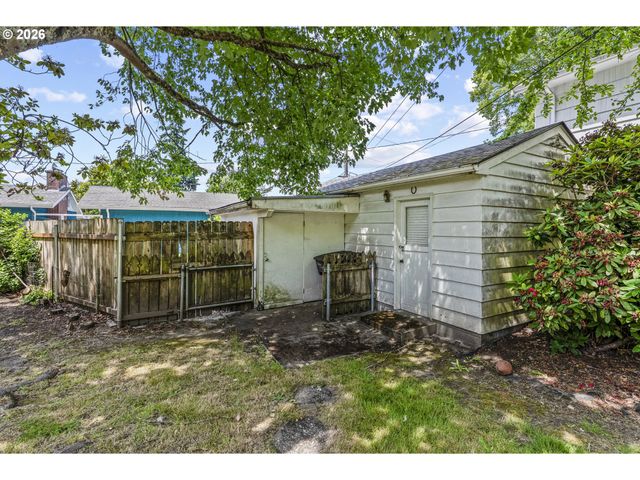 2809 NICHOLS Blvd, Longview, WA 98632