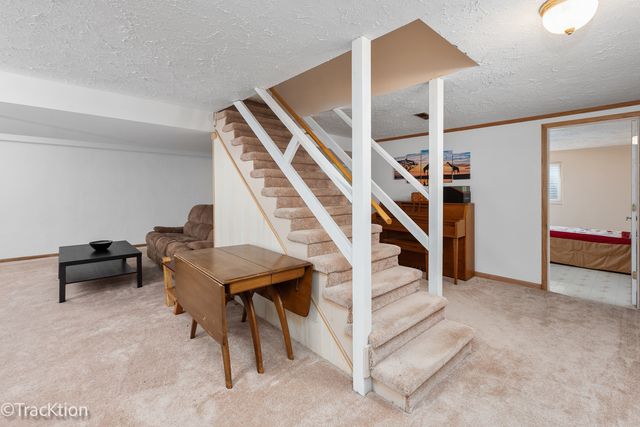 23061 N Apple Hill Lane, Lincolnshire, IL 60069