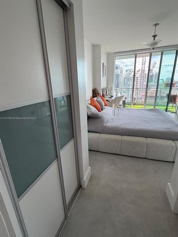 92 SW 3rd St 4804, Miami, FL 33130