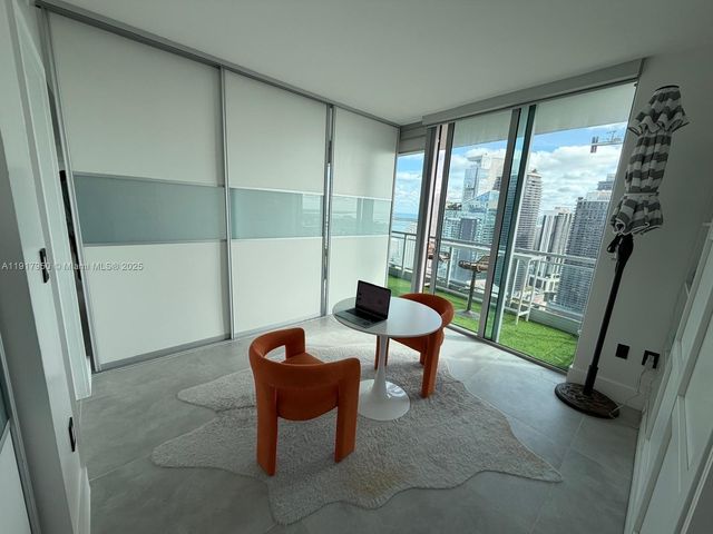 92 SW 3rd St 4804, Miami, FL 33130