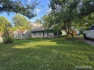 2385 Rutherford Road, Bloomfield Charter Township, MI 48302