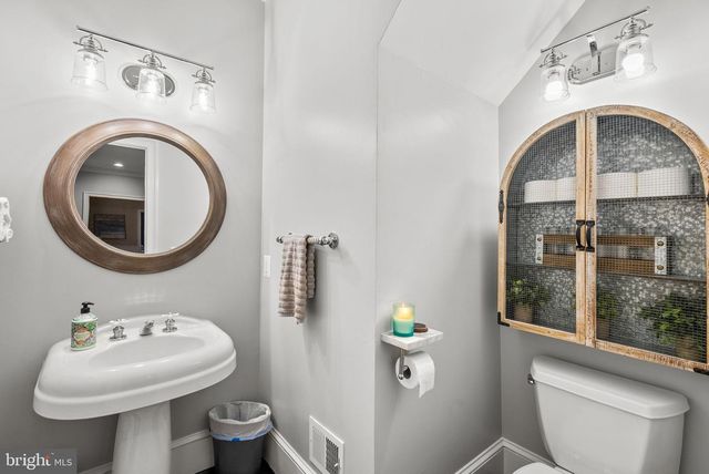 10306 CUTTERS LN, Potomac, MD 20854