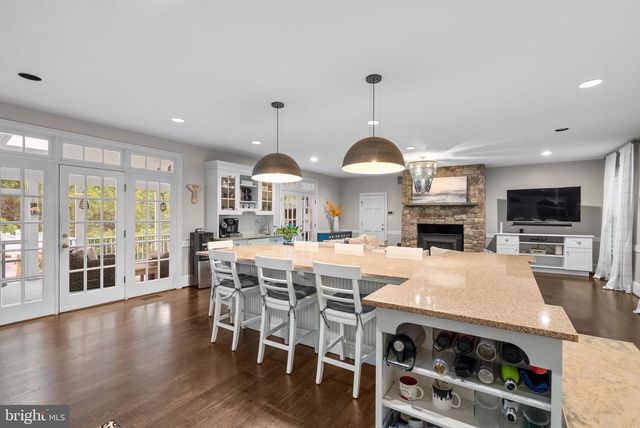 10306 CUTTERS LN, Potomac, MD 20854