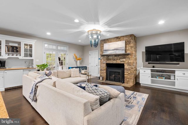 10306 CUTTERS LN, Potomac, MD 20854