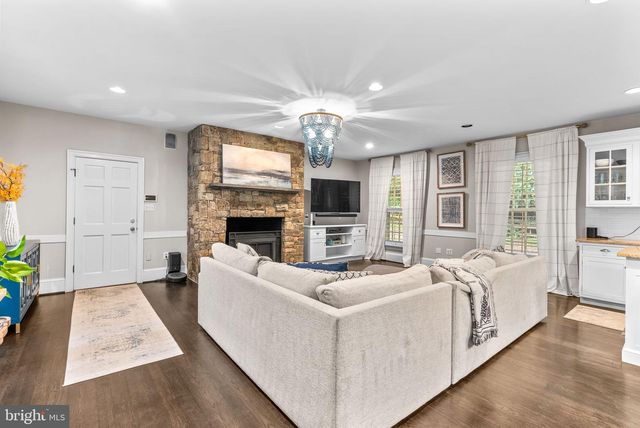 10306 CUTTERS LN, Potomac, MD 20854