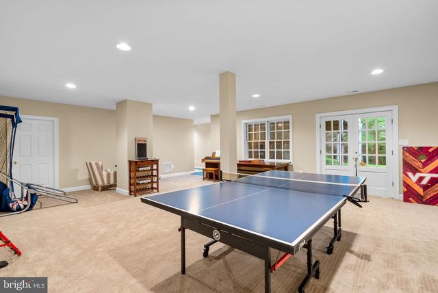 10306 CUTTERS LN, Potomac, MD 20854