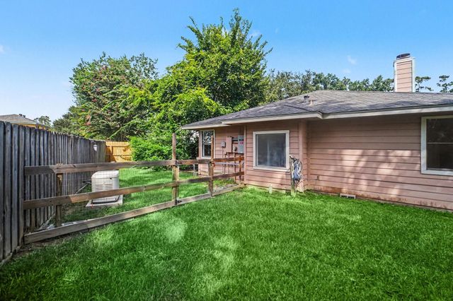 2103 Rolling Glen Drive, Spring, TX 77373