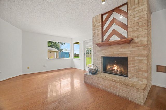 2103 Rolling Glen Drive, Spring, TX 77373
