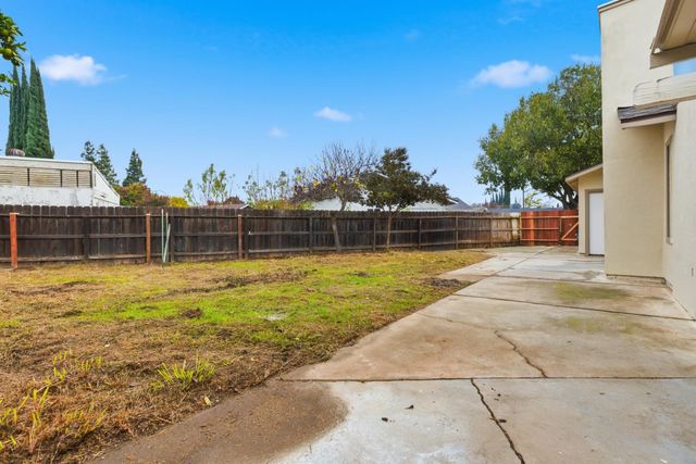 617 Merrimac Ct, Modesto, CA 95354