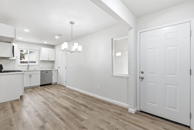 617 Merrimac Ct, Modesto, CA 95354