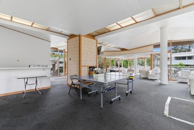 500 W Middlefield Road 41, Mountain View, CA 94043