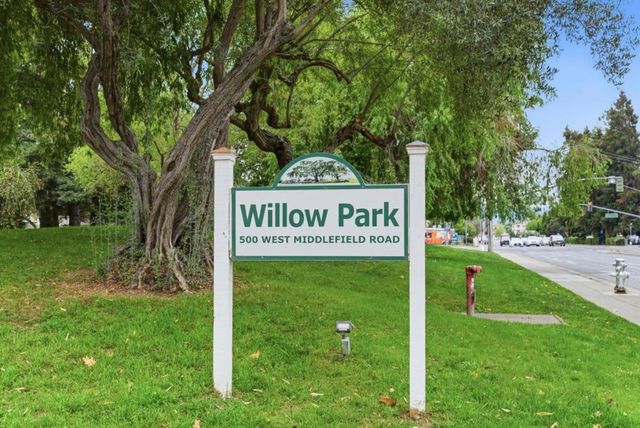 500 W Middlefield Road 41, Mountain View, CA 94043