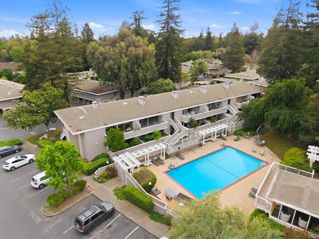 500 W Middlefield Road 41, Mountain View, CA 94043