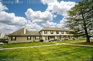 24969 Auburn Lane #4, Southfield, MI 48033