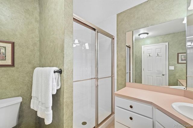 5 White Pine Place, Littleton, CO 80127