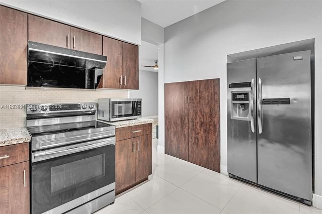 10301 Panama St 0, Cooper City, FL 33026