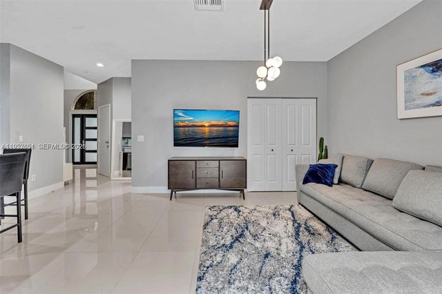 10301 Panama St 0, Cooper City, FL 33026