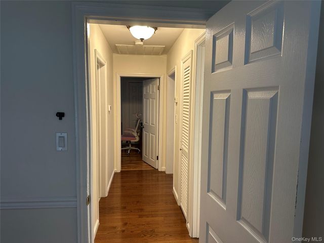 1385 Gardiner Drive, Bay Shore, NY 11706