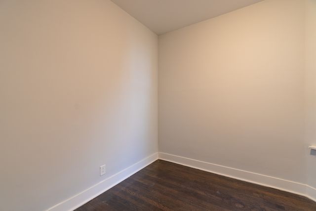 6961 S Eberhart Avenue, Chicago, IL 60637