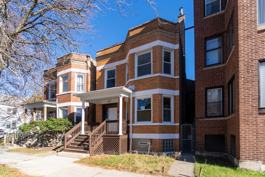 6961 S Eberhart Avenue, Chicago, IL 60637