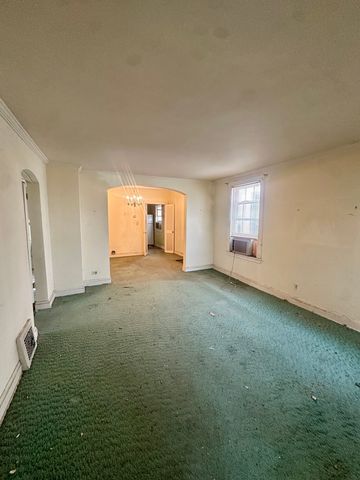 2508 Isabella Street, Evanston, IL 60201