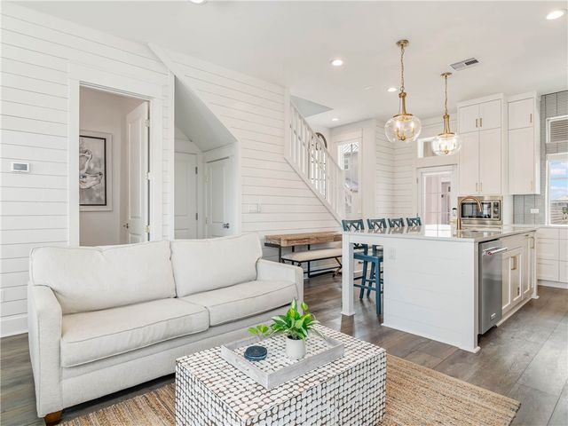 416 Mermaid Tail Lane, Port Aransas, TX 78373